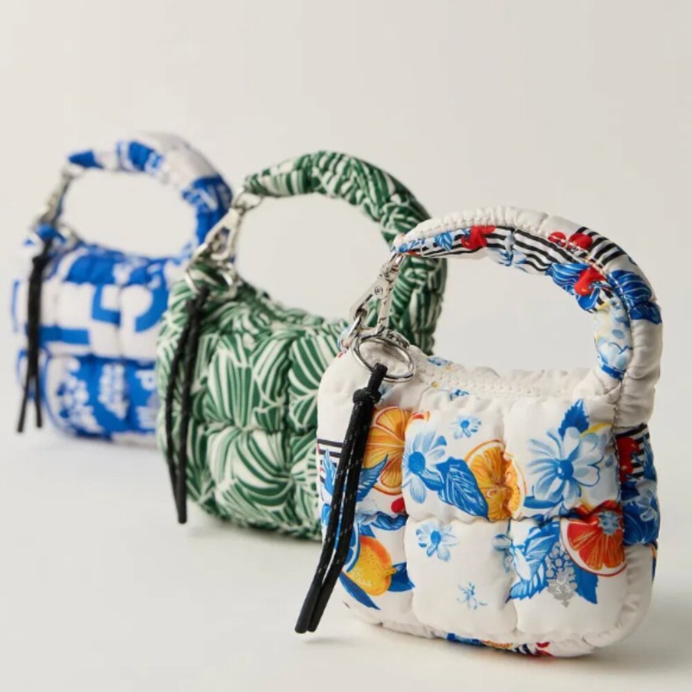 Free People Quilted Micro Pouch 🍊 Limited Edition TANGERINE DREAM - Picture 3 of 9